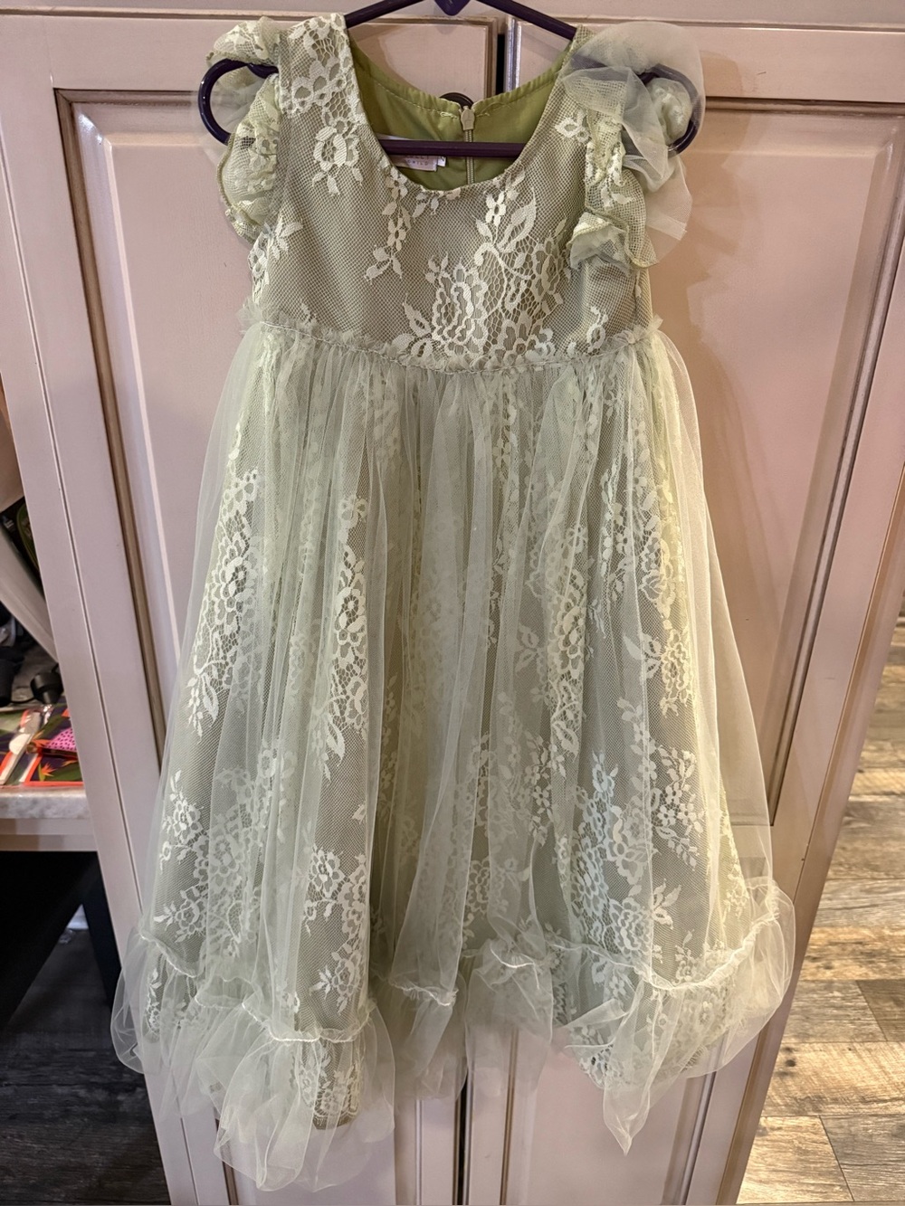 Pale Green Lace & Tulle Girls Formal Dress with Ruffle Sleeves